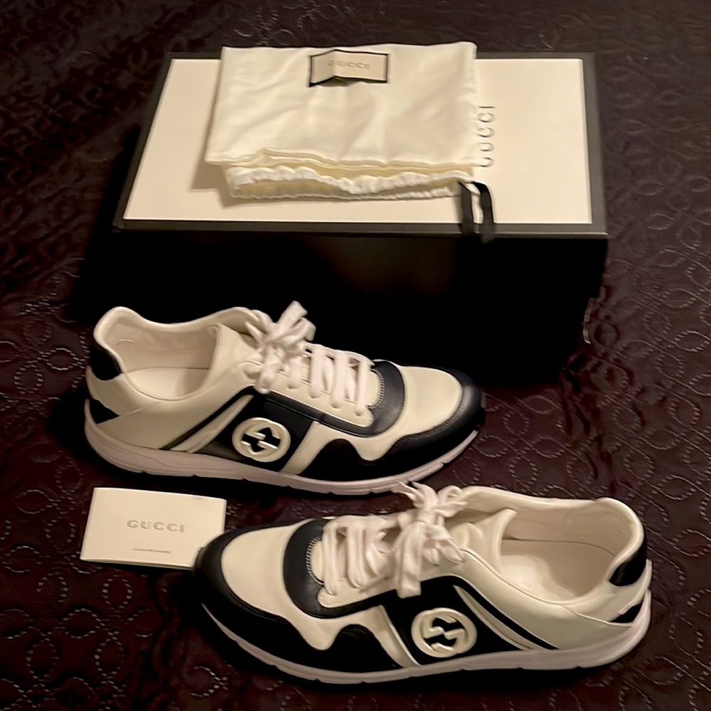 Original Gucci size 11 Miro soft sky blue white o